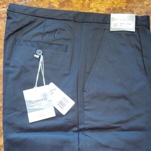 Black Golf Capris with Elegant Design